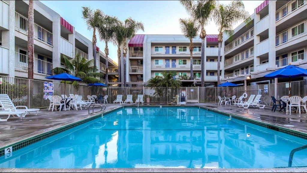 Motel 6 Anaheim Maingate Hotel In Anaheim Ca ($89+) | Motel6 - Motel 6 Locations California Map