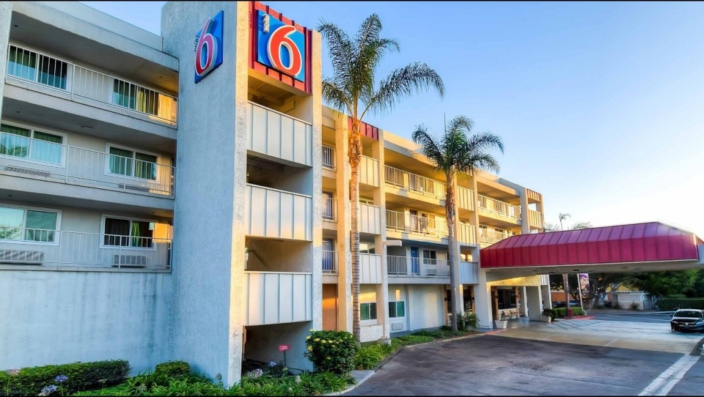 Motel 6 Anaheim Maingate Hotel In Anaheim Ca ($89+) | Motel6 - Motel 6 Locations California Map